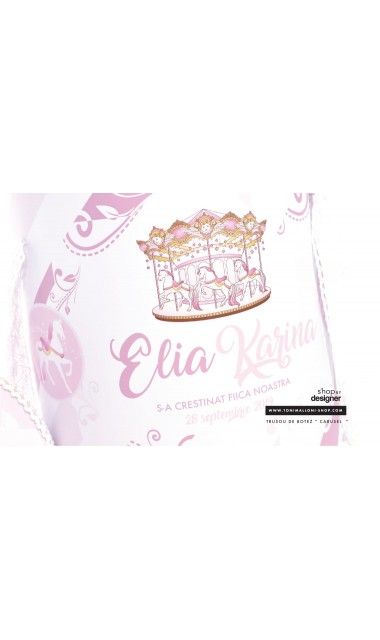 Trusou de botez elegant, brodat cu un carusel roz, Povestea Carusel 16
